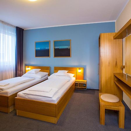 Hotel Trend Plzen Ruang foto