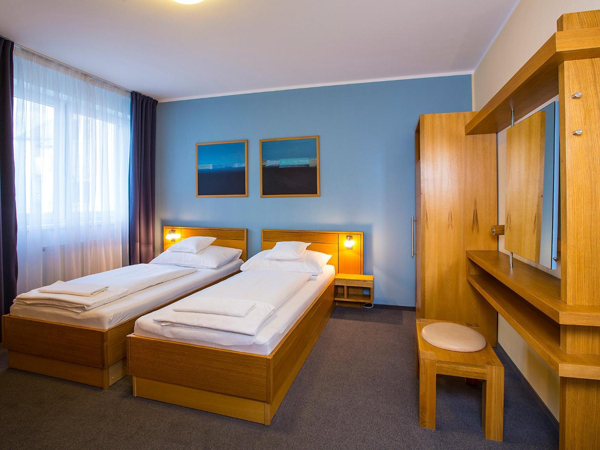 Hotel Trend Plzen Ruang foto