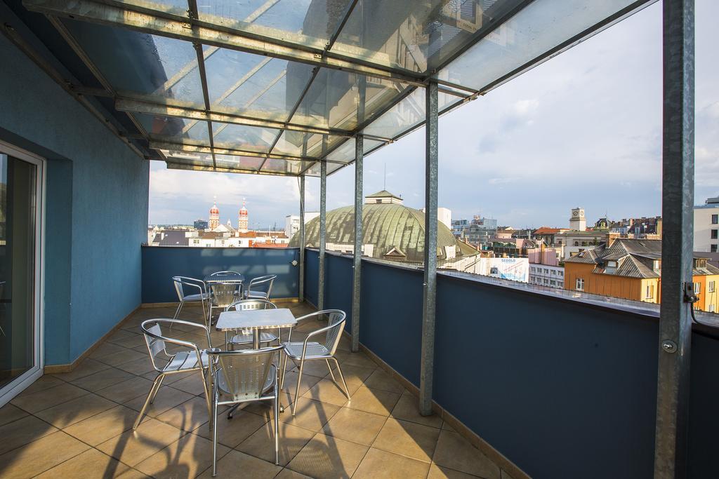 Hotel Trend Plzen Bagian luar foto